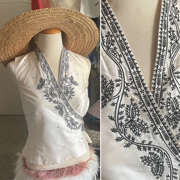 SOLD Wide Brim Sunhat with ribbon and fall leaves - Picture 3 of 10